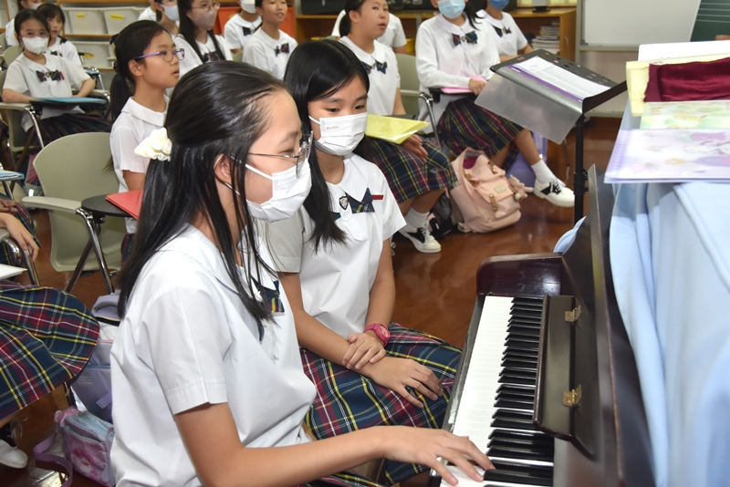 senior choir 1